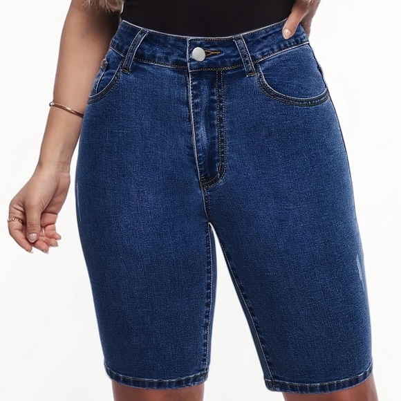 Bermuda -Premium Mid length Jean Shorts - Picture 4 of 9